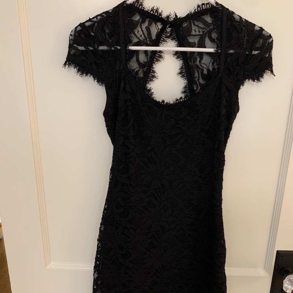 Raw Lace Black Mini